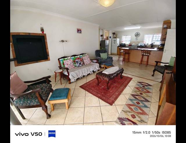 3 BEDROOM HOUSE FOR SALE IN FRAAIUITSIG